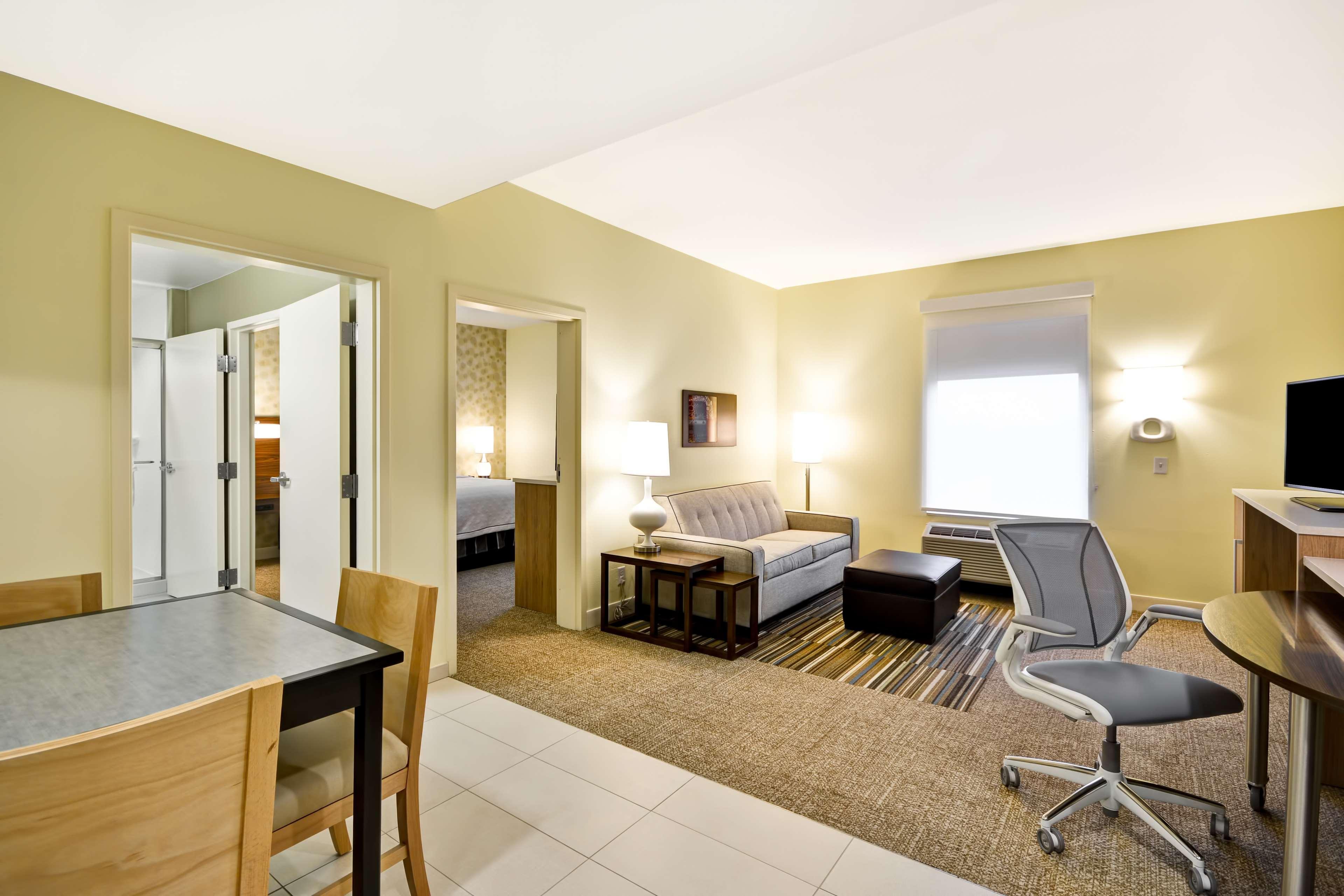 Home2 Suites By Hilton Dallas Addison Exterior photo