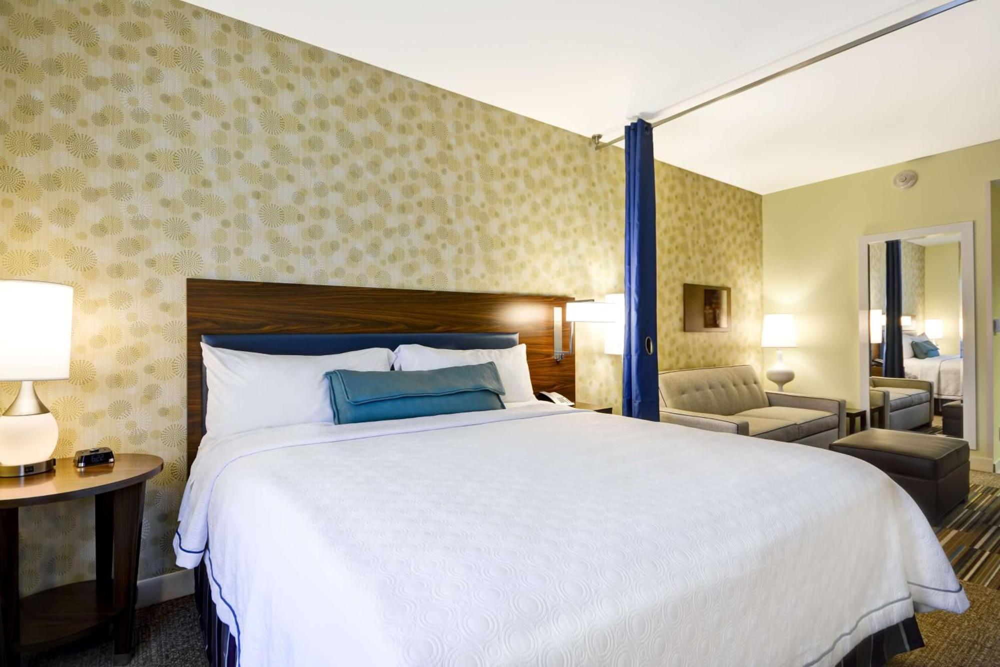 Home2 Suites By Hilton Dallas Addison Exterior photo