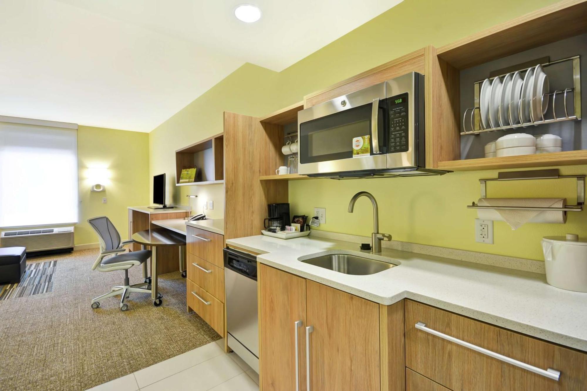 Home2 Suites By Hilton Dallas Addison Exterior photo