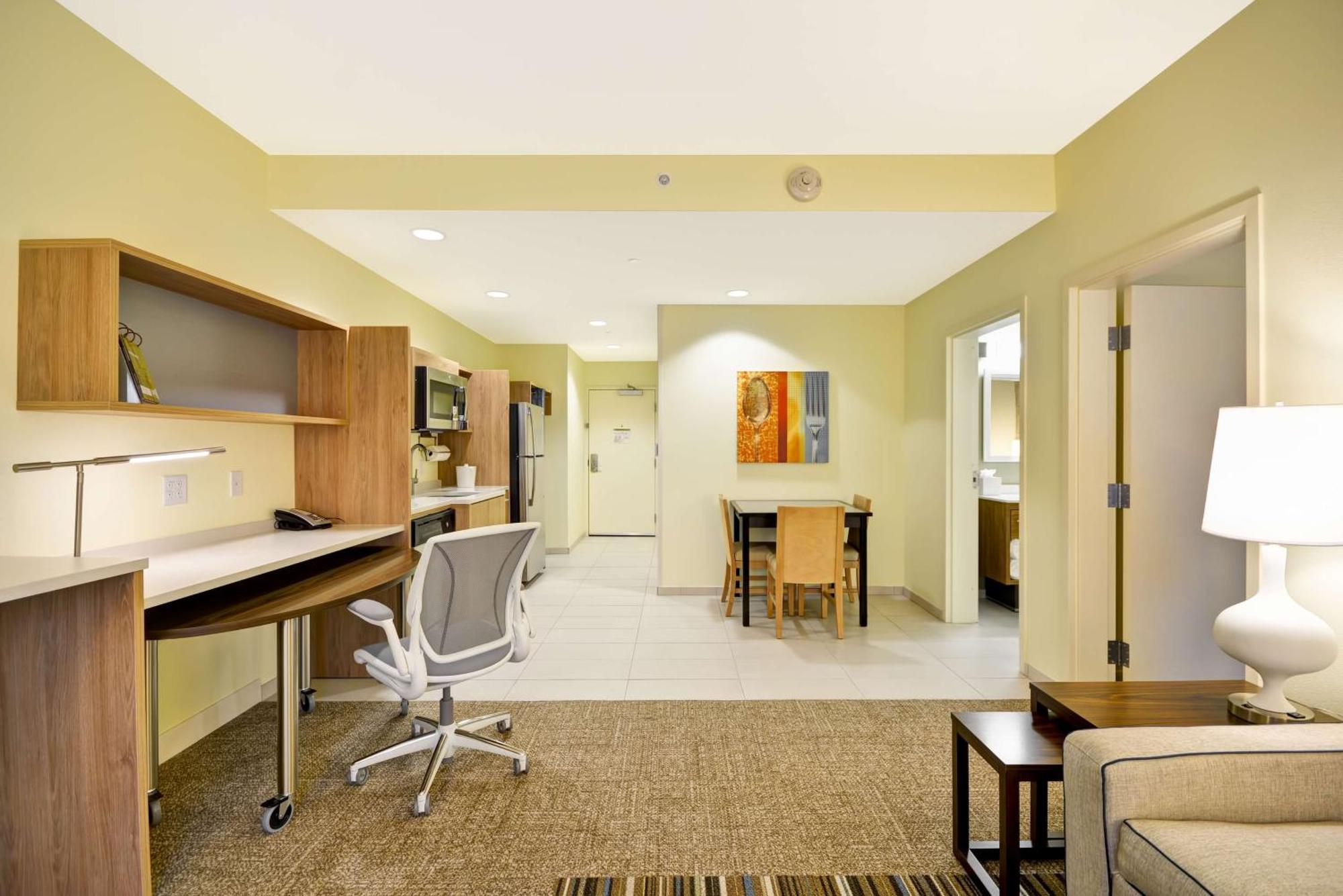 Home2 Suites By Hilton Dallas Addison Exterior photo