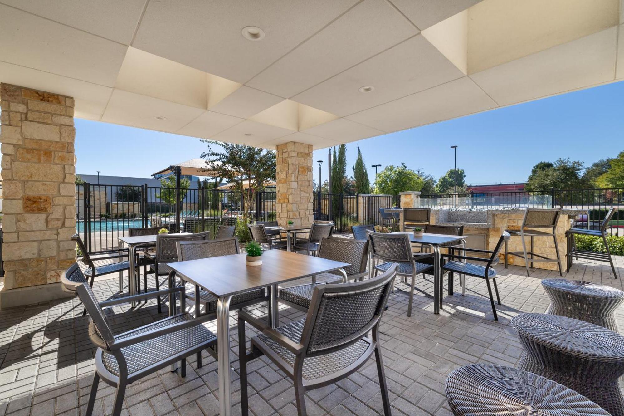Home2 Suites By Hilton Dallas Addison Exterior photo