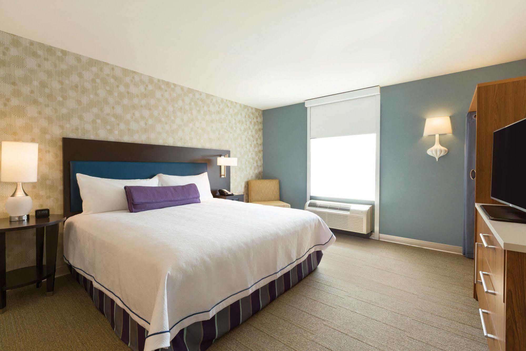 Home2 Suites By Hilton Dallas Addison Exterior photo